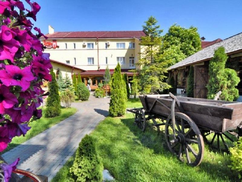 Hotel Stanislavskiy Dvir Ivano-Frankivsk Exteriér fotografie